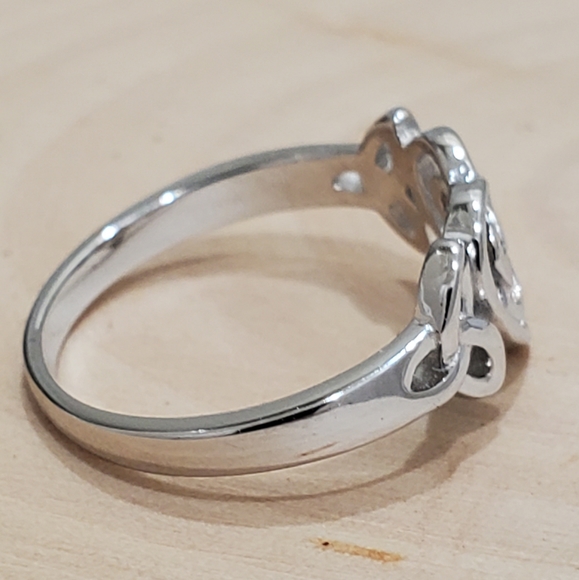 Sterling Silver Platinum-Plated Celtic Knot Heart Eternity Ring - NWT - Picture 5 of 6